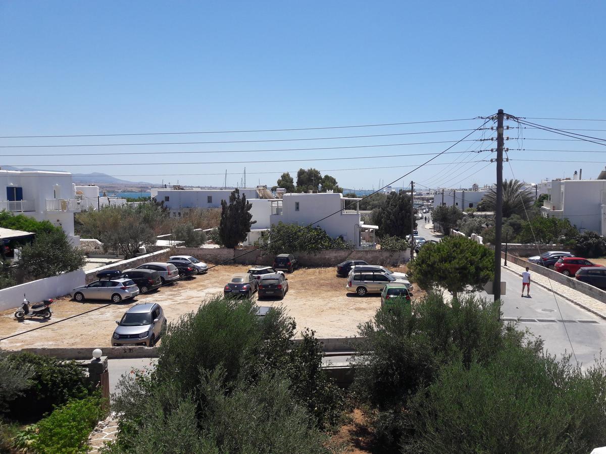 Rania Apartments Antiparos Town Dış mekan fotoğraf